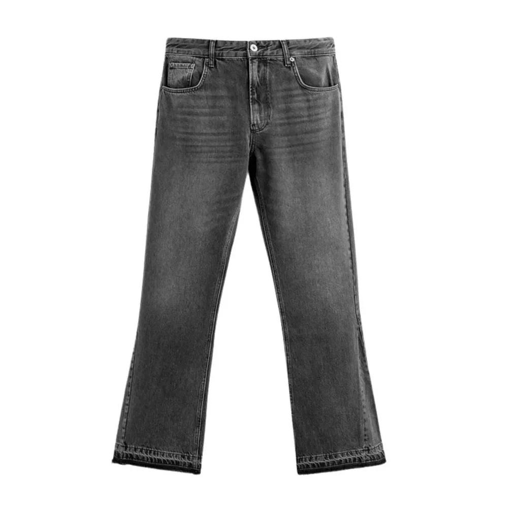 Classic Black Flare